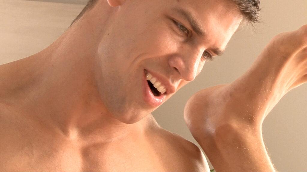 Helmut Huxley & Kris Evans