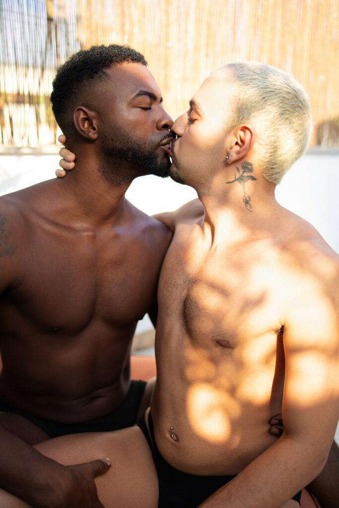 Sunny Pounding featuring Marlon Costa & Daniel Pilad