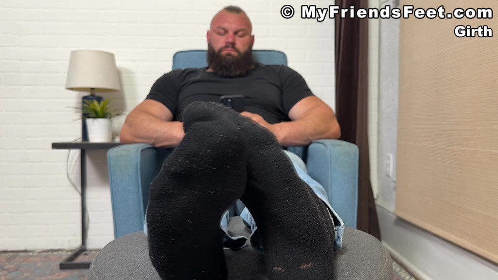 Girth's Size 15 Feet